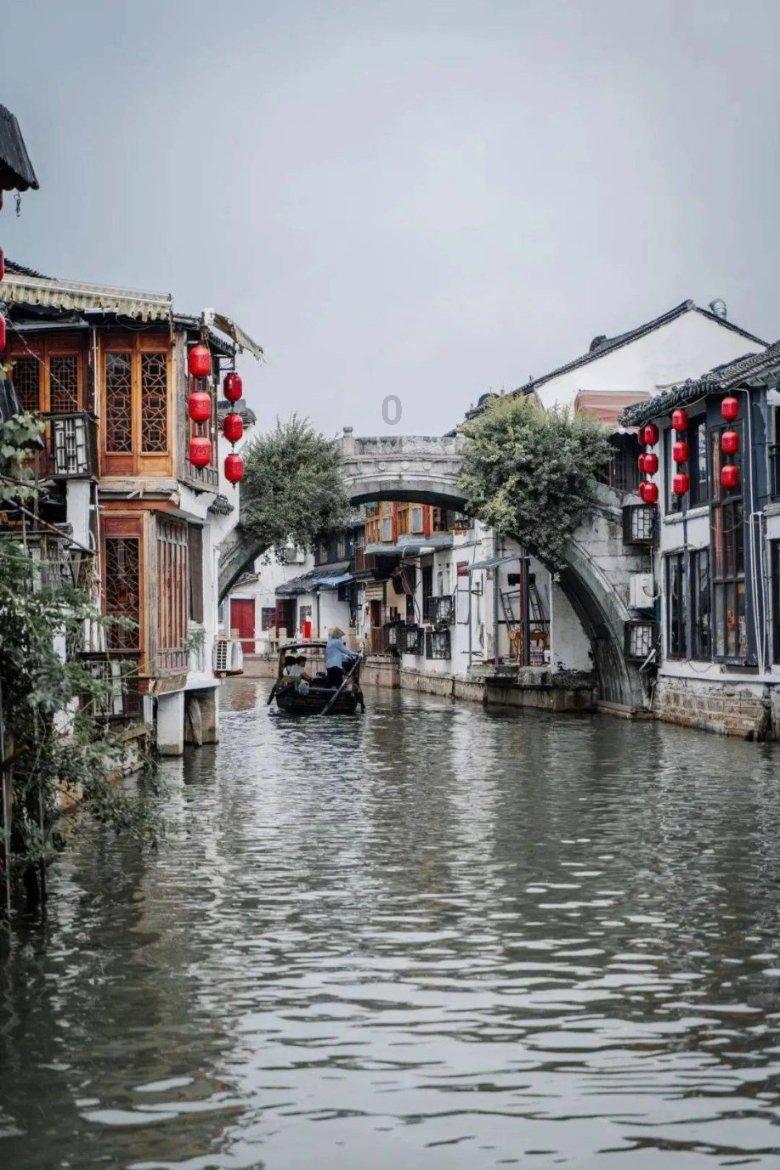 升空的愤怒奶奶